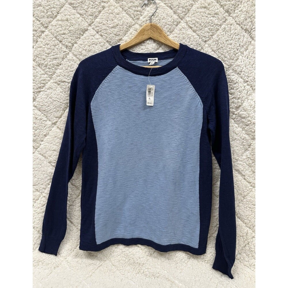 RUUM American kid's wear boys size XL 14  navy blue and blue cotton sweater